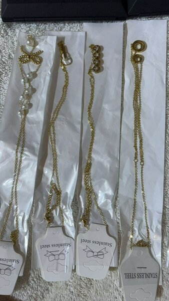 Colliers en acier inoxydable élégants