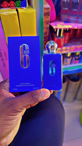 6am , 6pm disponible