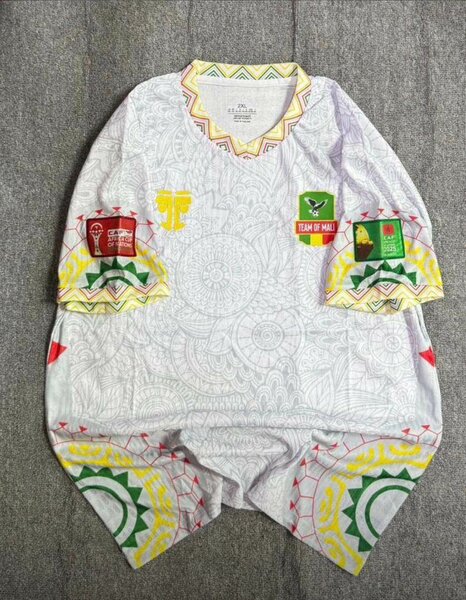 Maillot d'équipe stylé