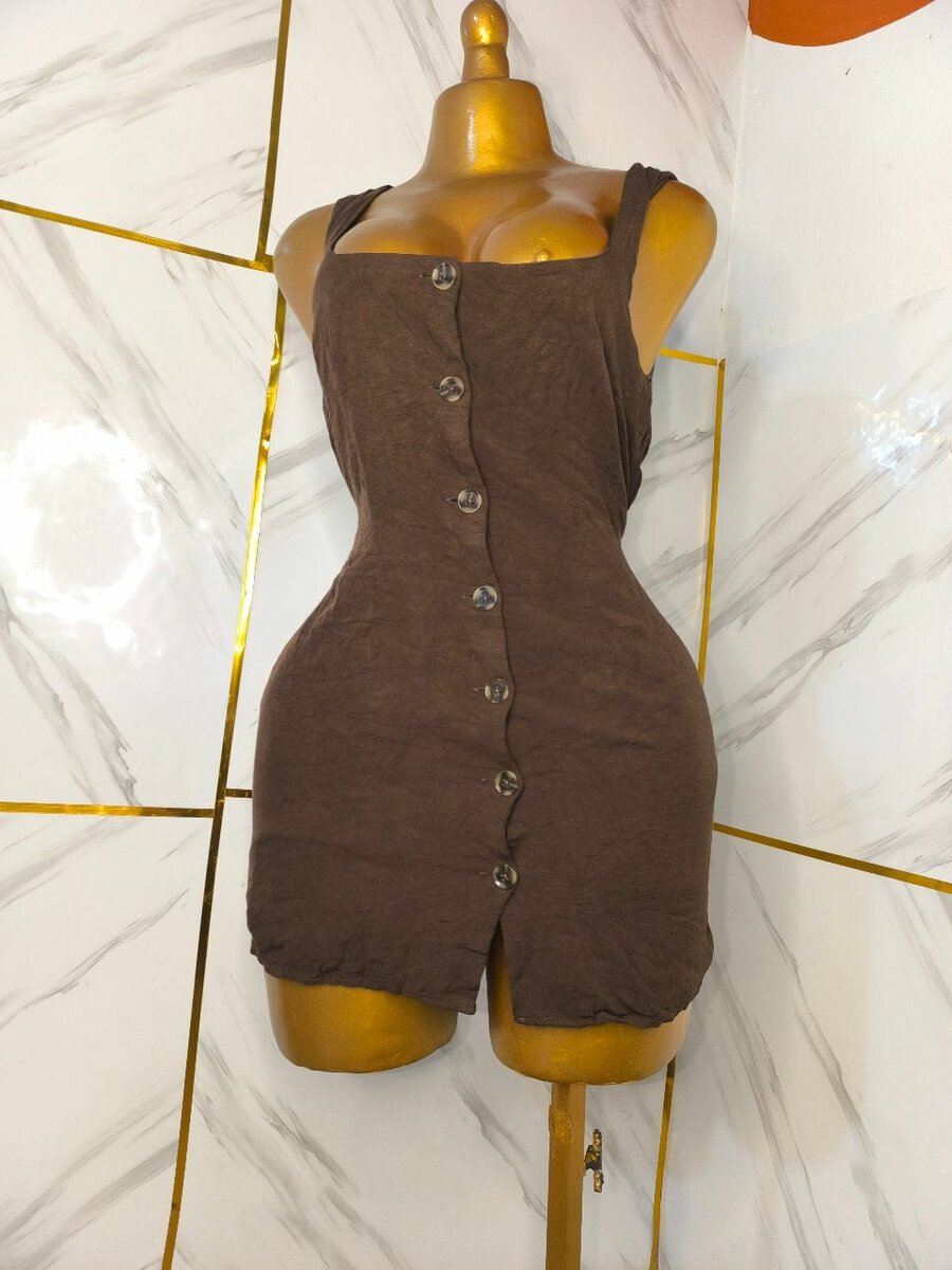 Robe courte pour femme