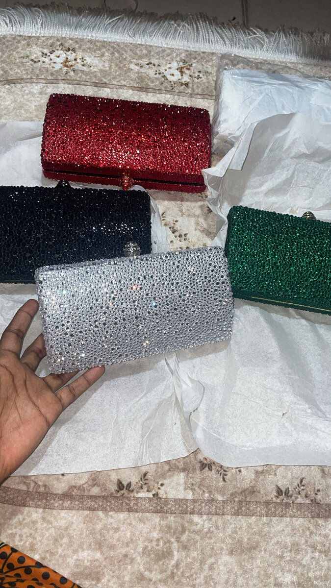 Clutch pailletée élégante