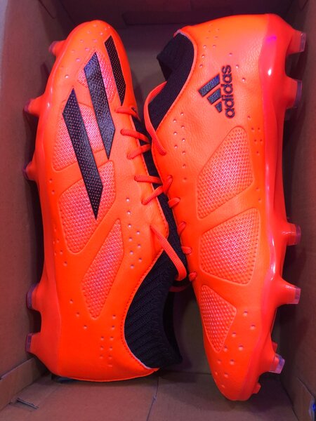 High quality soccer boots