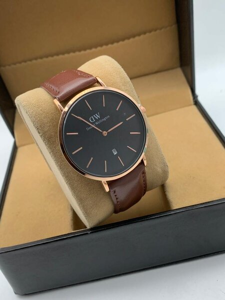 Daniel Wellington leather watch