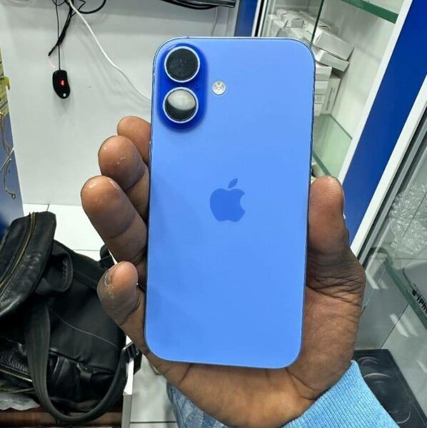 Apple iPhone 13 bleu reconditionné
