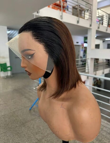 Perruque coupe carré