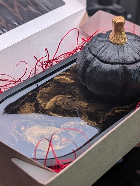 Подставка и шкатулка для косметики и бижютерии