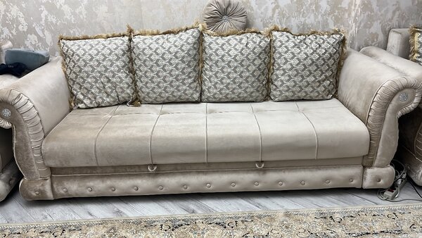 Диван плюс два кресло