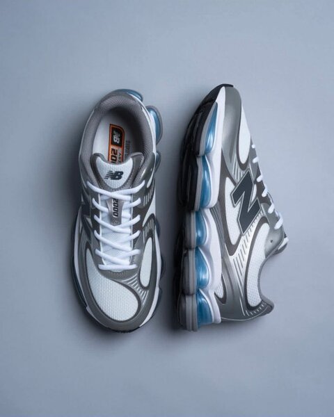 New Balance 2000 Gris et Bleu