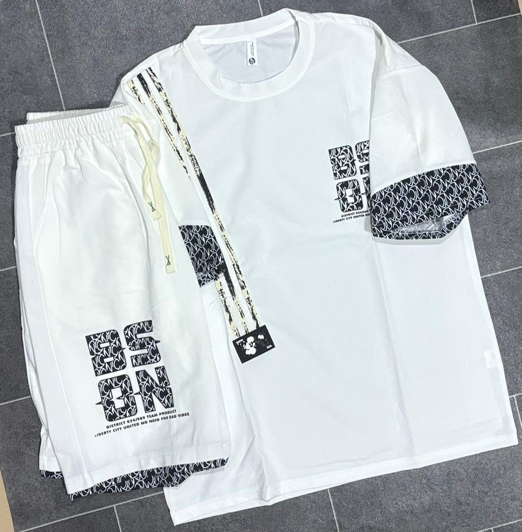 Ensemble sport décontracté