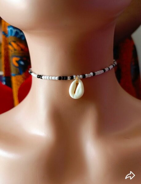 Collier ras du cou perlé