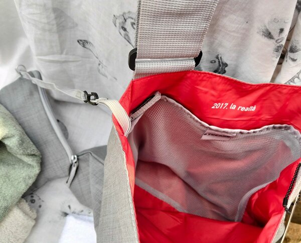 Sac fourre-tout élégant et pochette