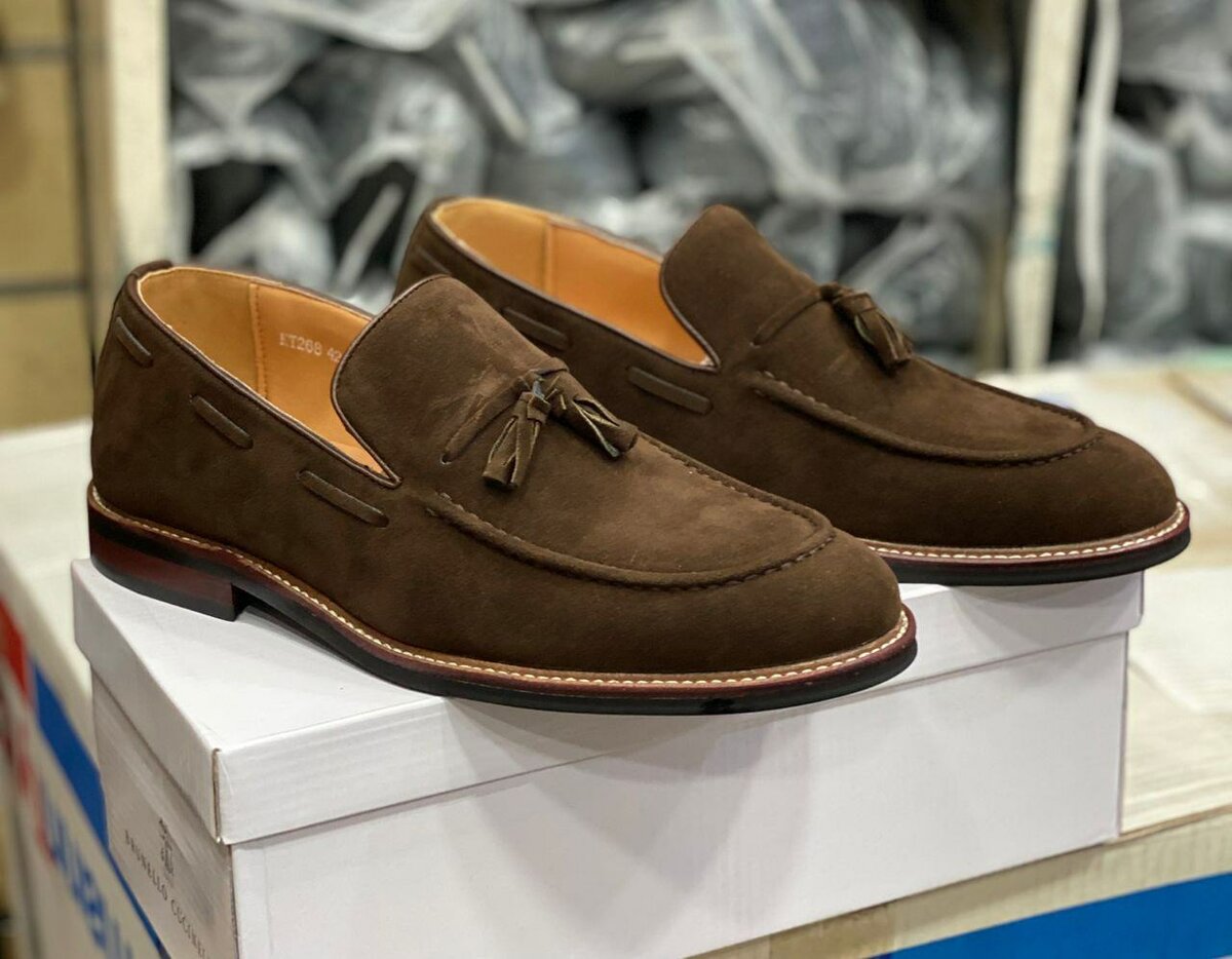Mocassins en daim élégants pour hommes
