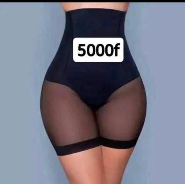 Short gainant taille haute