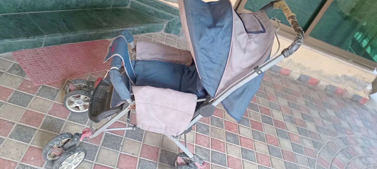 Kids accessories used only few months