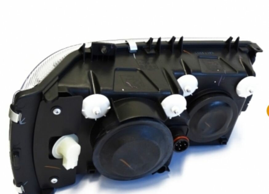 Phare avant droit pour voiture