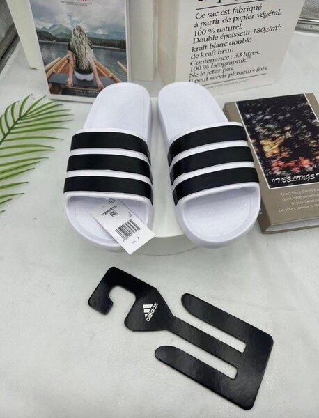 Sandales Adidas pour homme