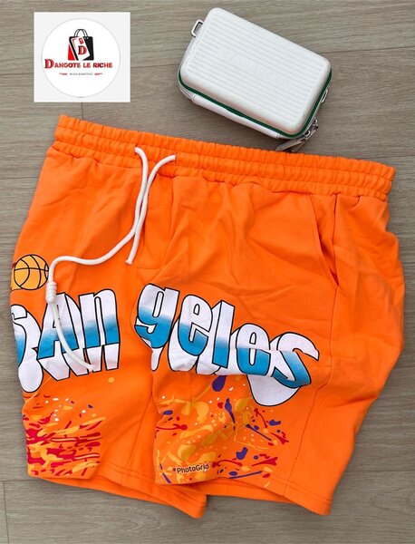 Short orange sport