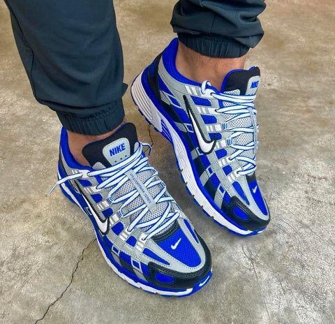 Chaussures Nike bleu et gris