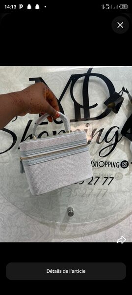 Petit sac à main en cuir blanc