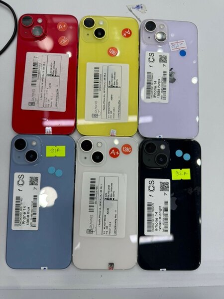 iPhone 14 - Couleurs Variées