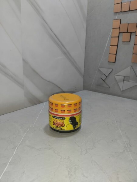 Pommade cheveux Chambers Chapter 2000 (160g)