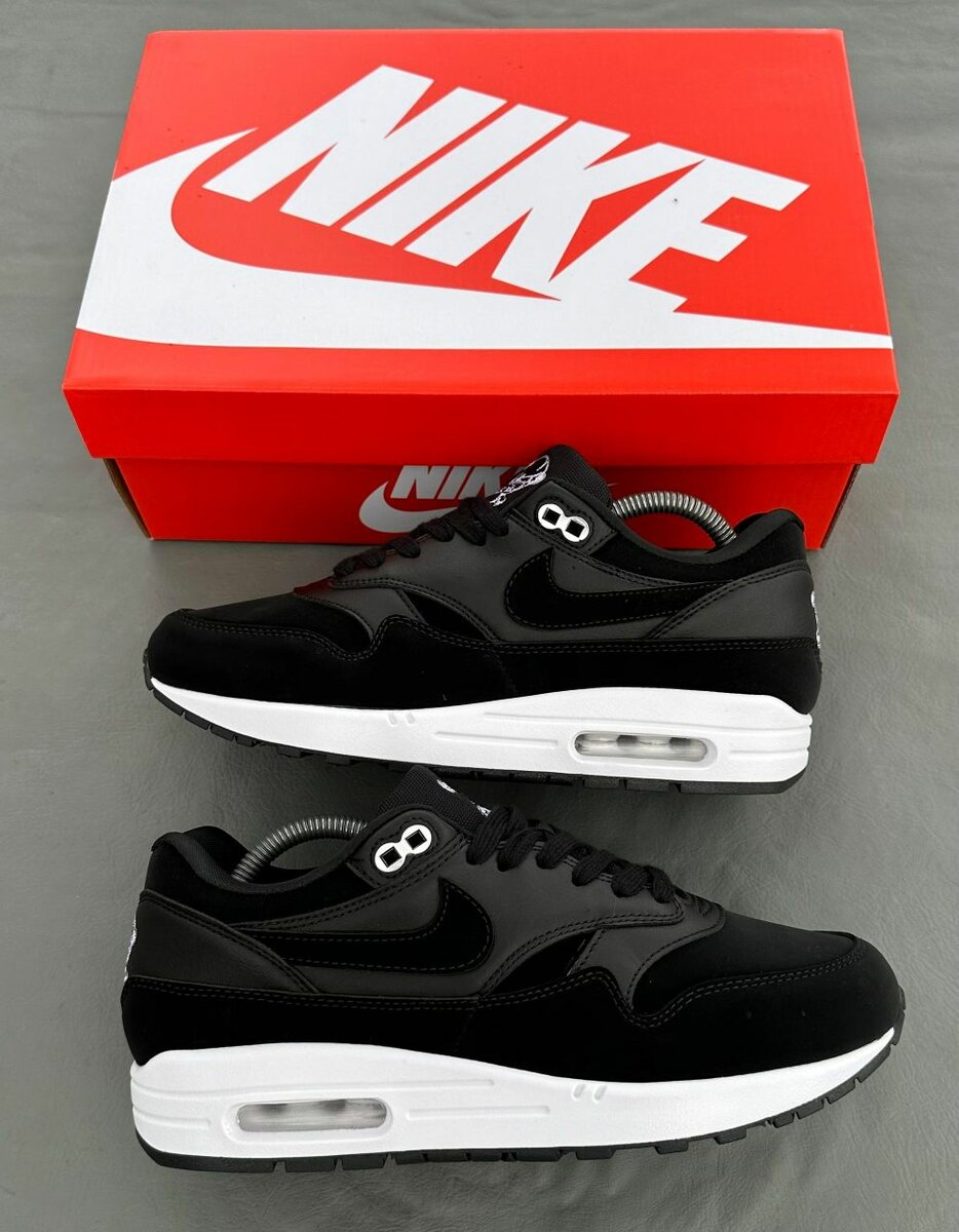 Nike Air Max 1 Noires Hommes