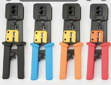 Pince à sertir pour câbles réseau