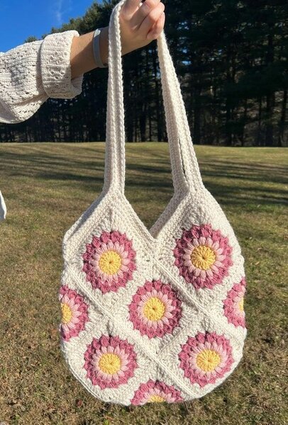 Sac en crochet fleuri