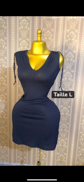 Robe élégante noire