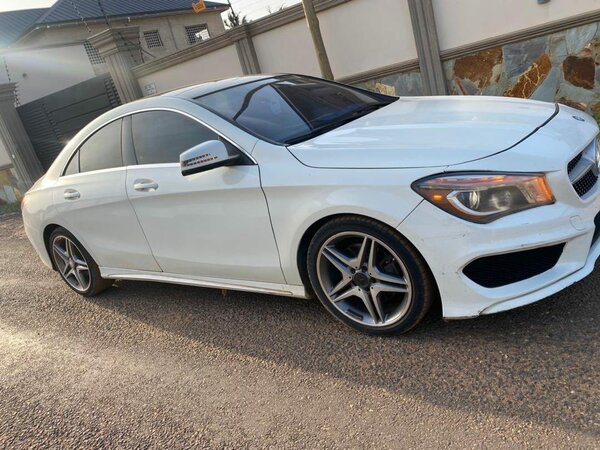 2015 CLA Benz