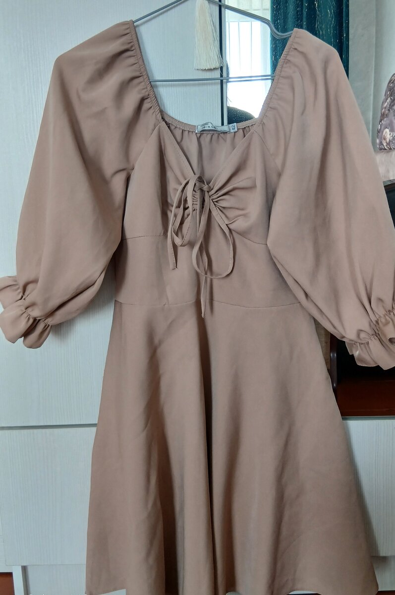 Короткое платье