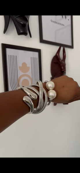 Bracelets élégants en métaux