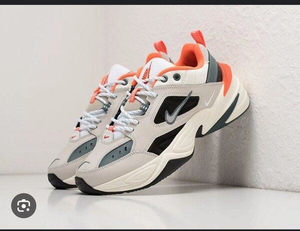 Baskets de Sport Modernes