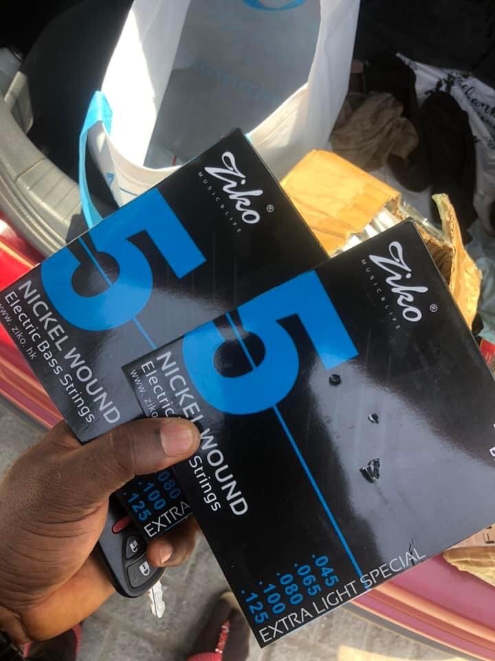 ZIKO BASS (5) GUITAR STRINGS