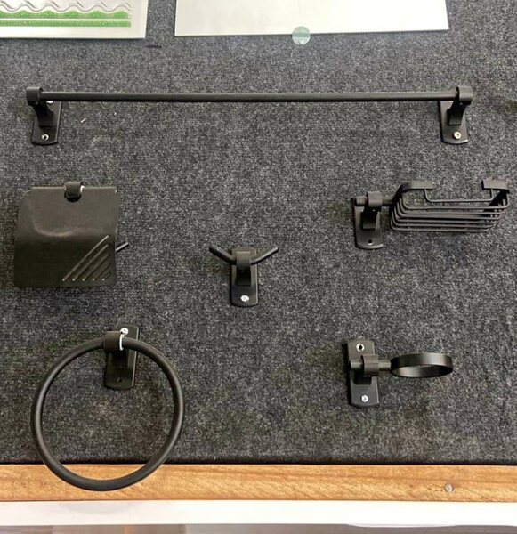 Ensemble d'accessoires salle de bain noir