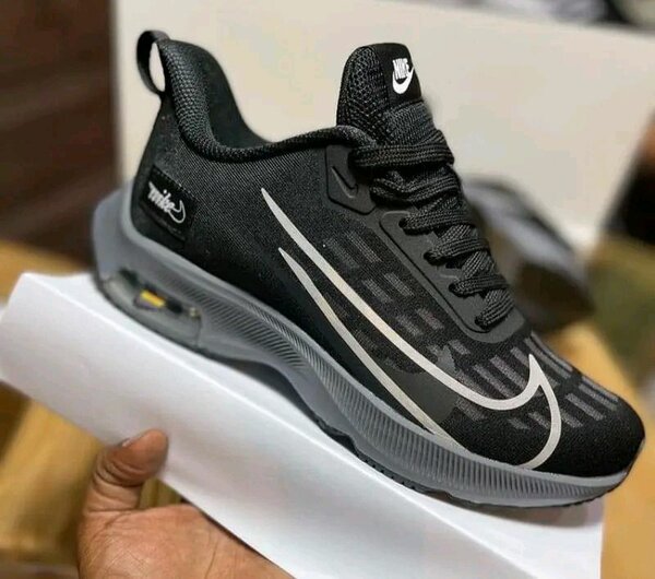 Chaussures Nike noires pour hommes