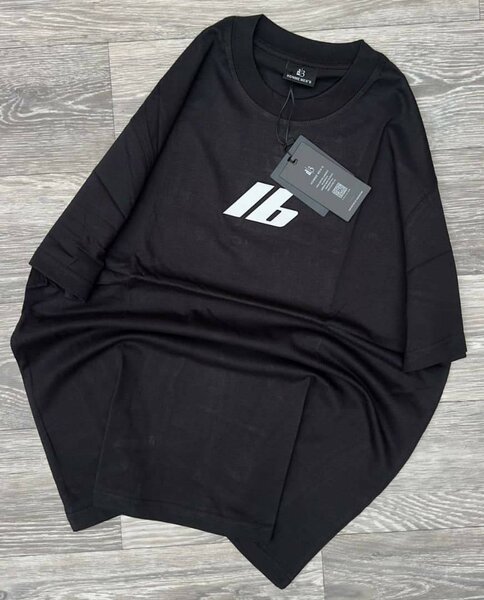 T-shirt style urbain chic