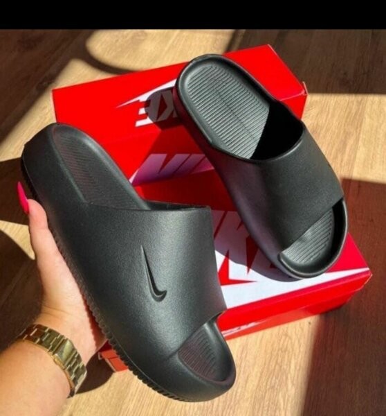 Claquettes unisexes confortables