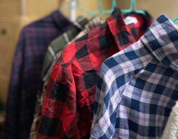 Chemises en flanelle à carreaux