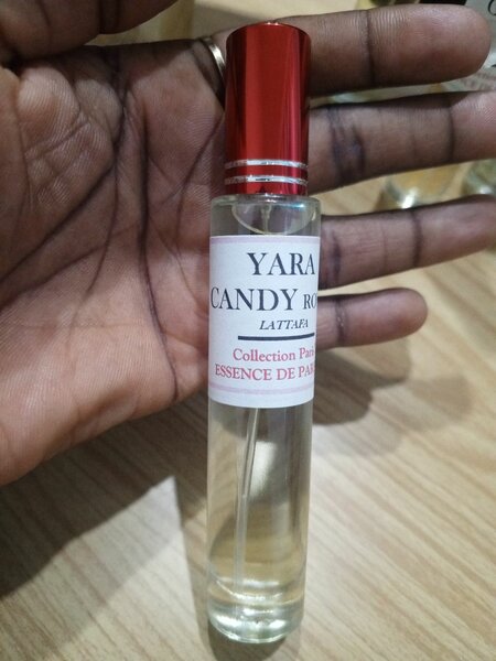 Parfum Yara Candy Rouge