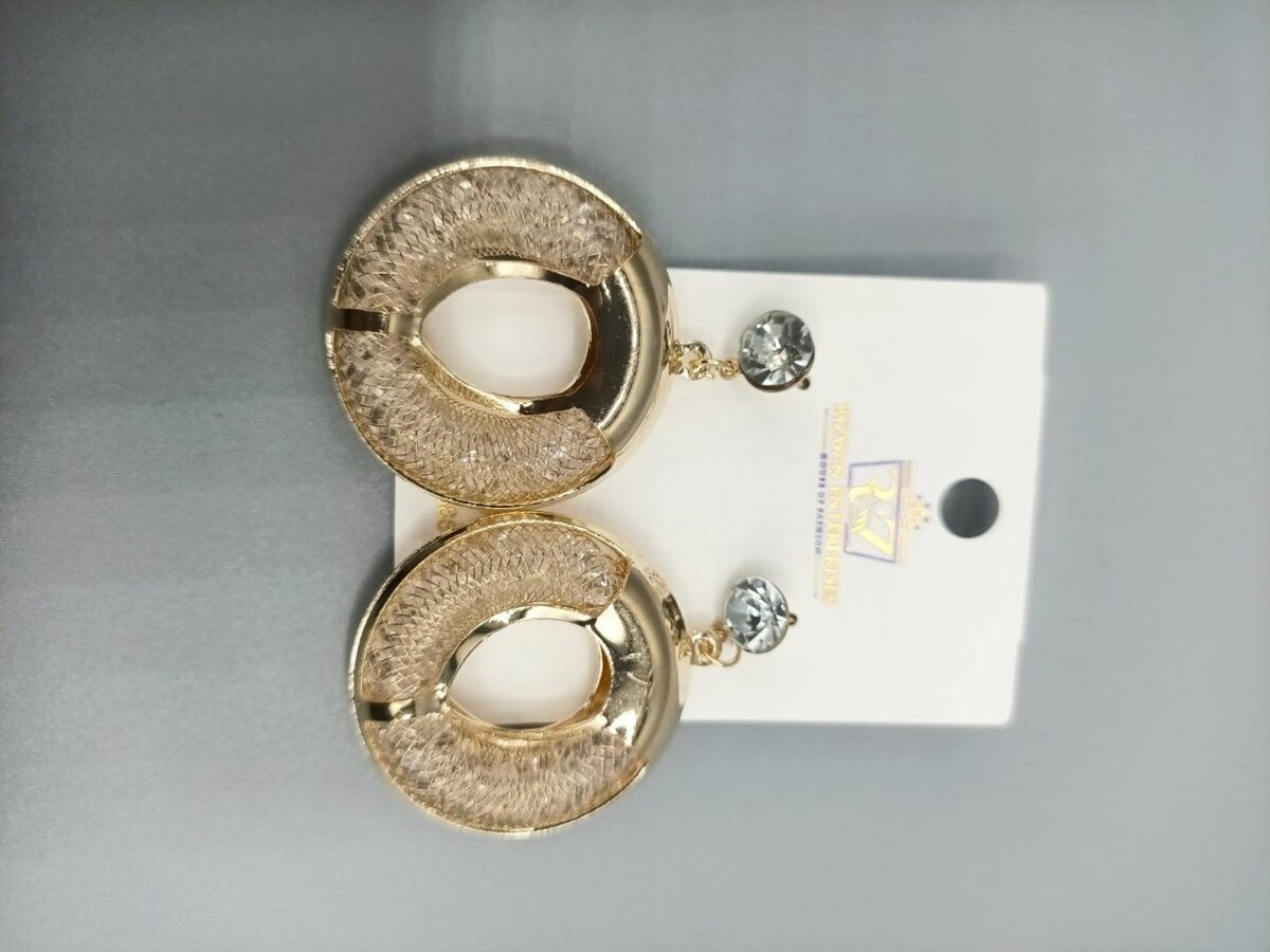 Female Elegant Gold Metal stud Hoop Earrings for Wom