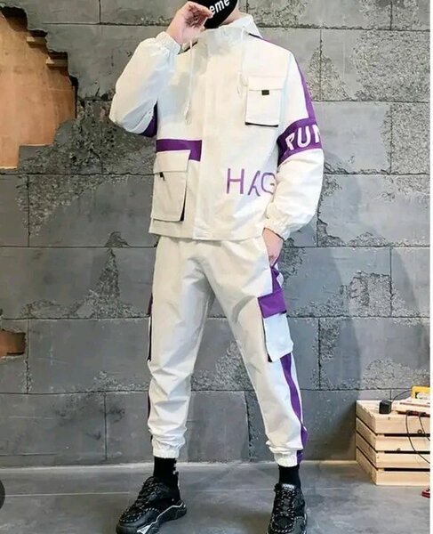 Ensemble sport blanc et violet
