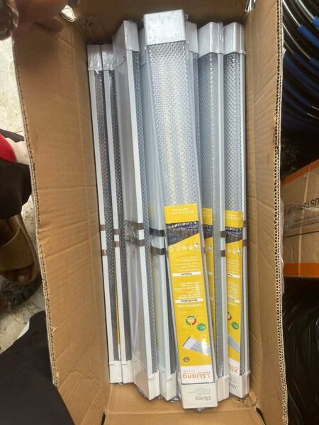 Réglettes LED économes en énergie