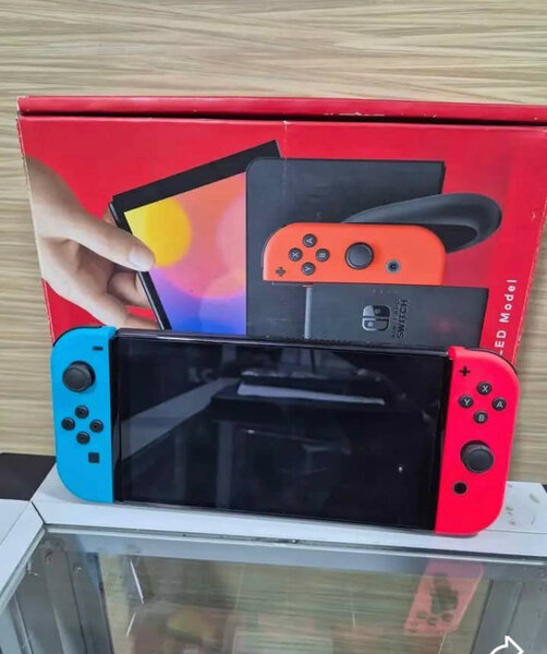 Console portable Switch OLED