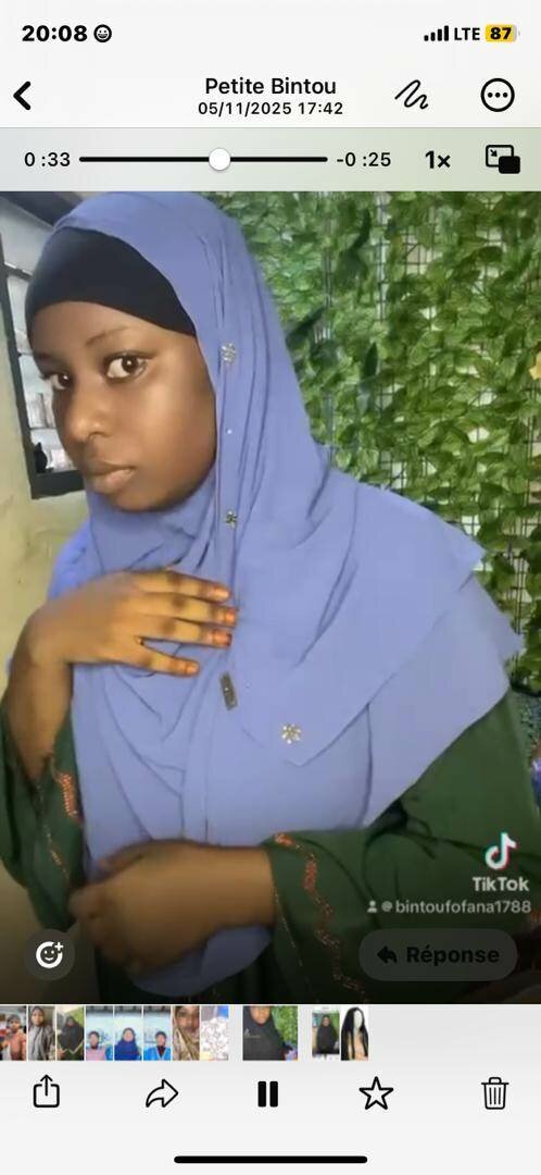 Hijab élégant en plusieurs couleurs