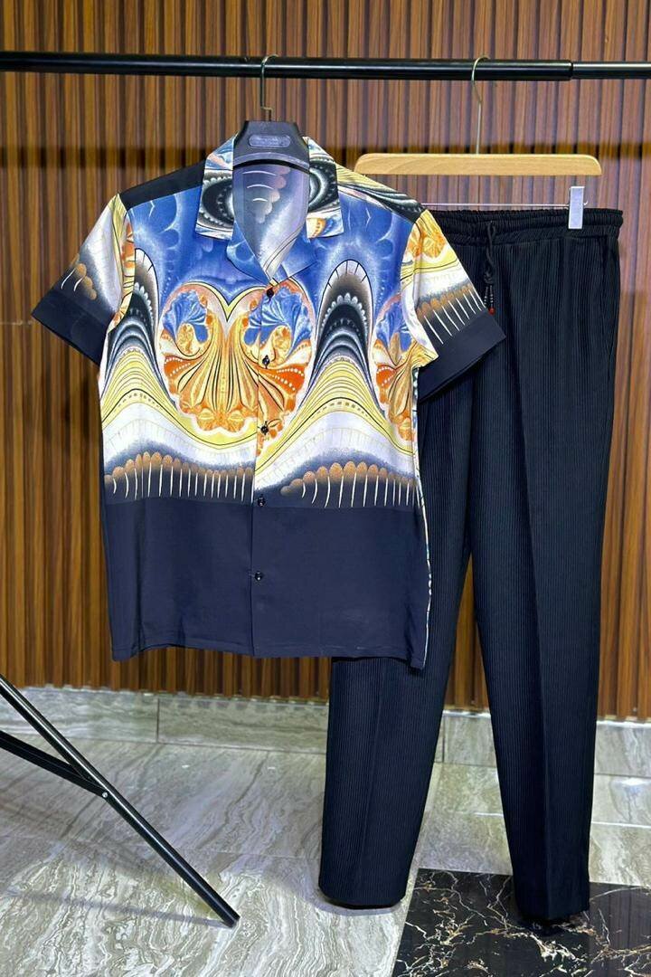 Fashion Top And Down