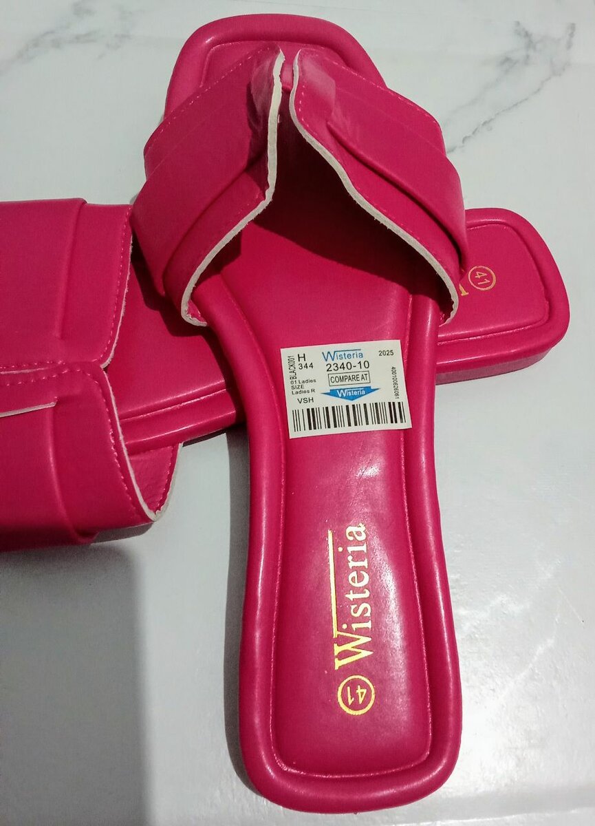 Claquettes colorées Wisteria