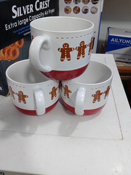 Ceramic mug 3pcs for 60 cedis