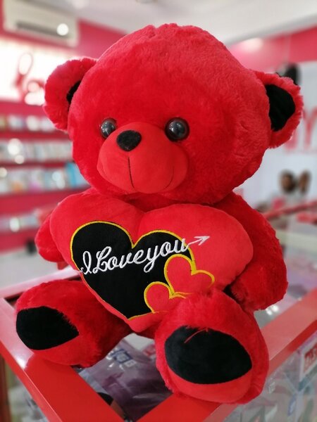 Ours en peluche rouge 'I Love You'