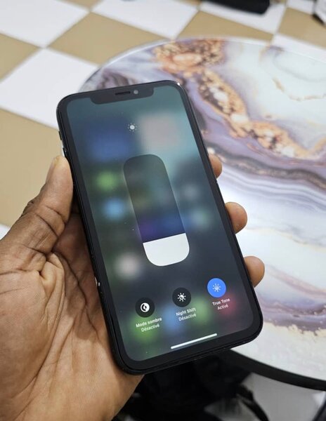 iPhone XR Noir Reconditionné